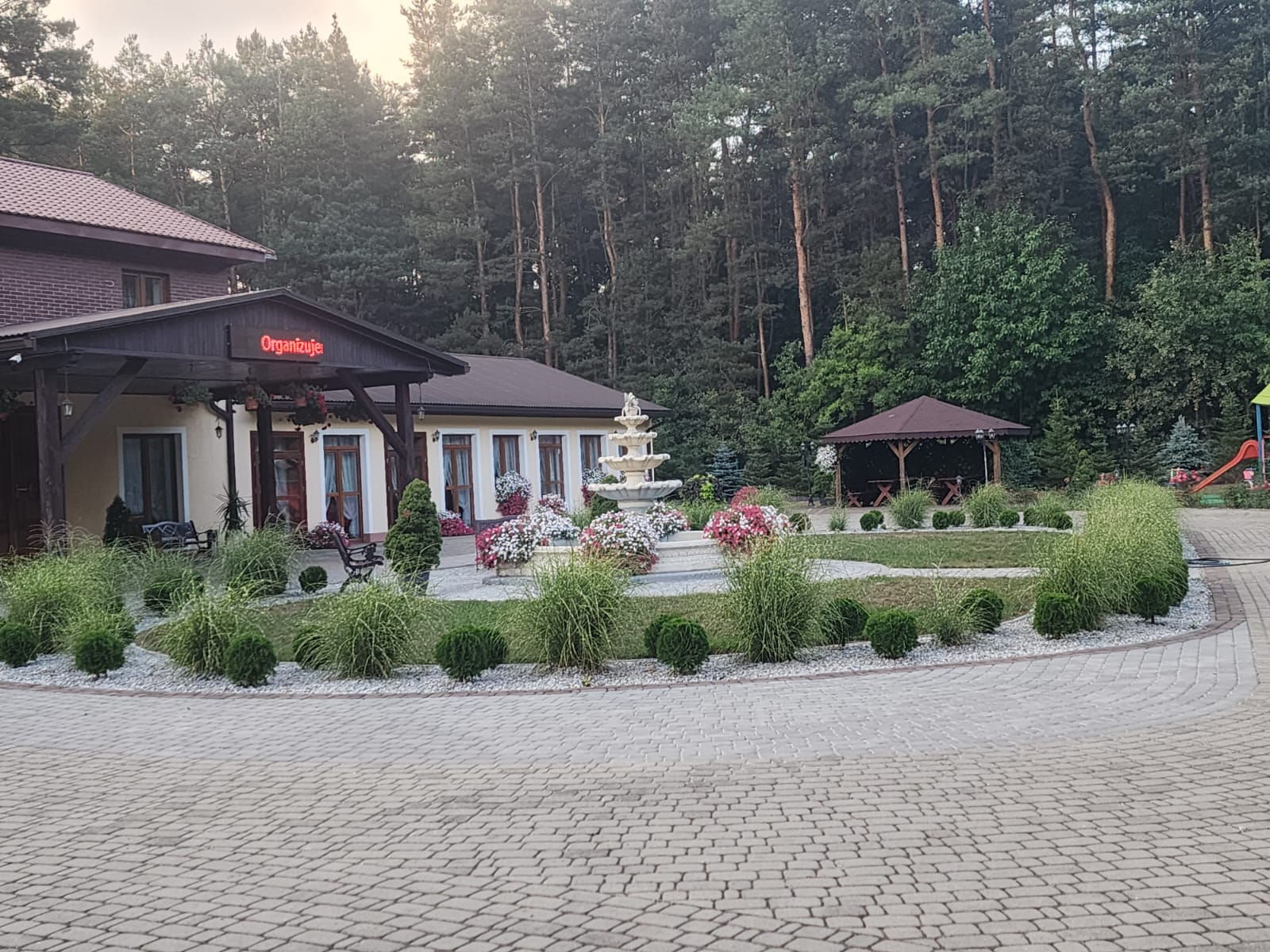 Widok sali z innej perspektywy